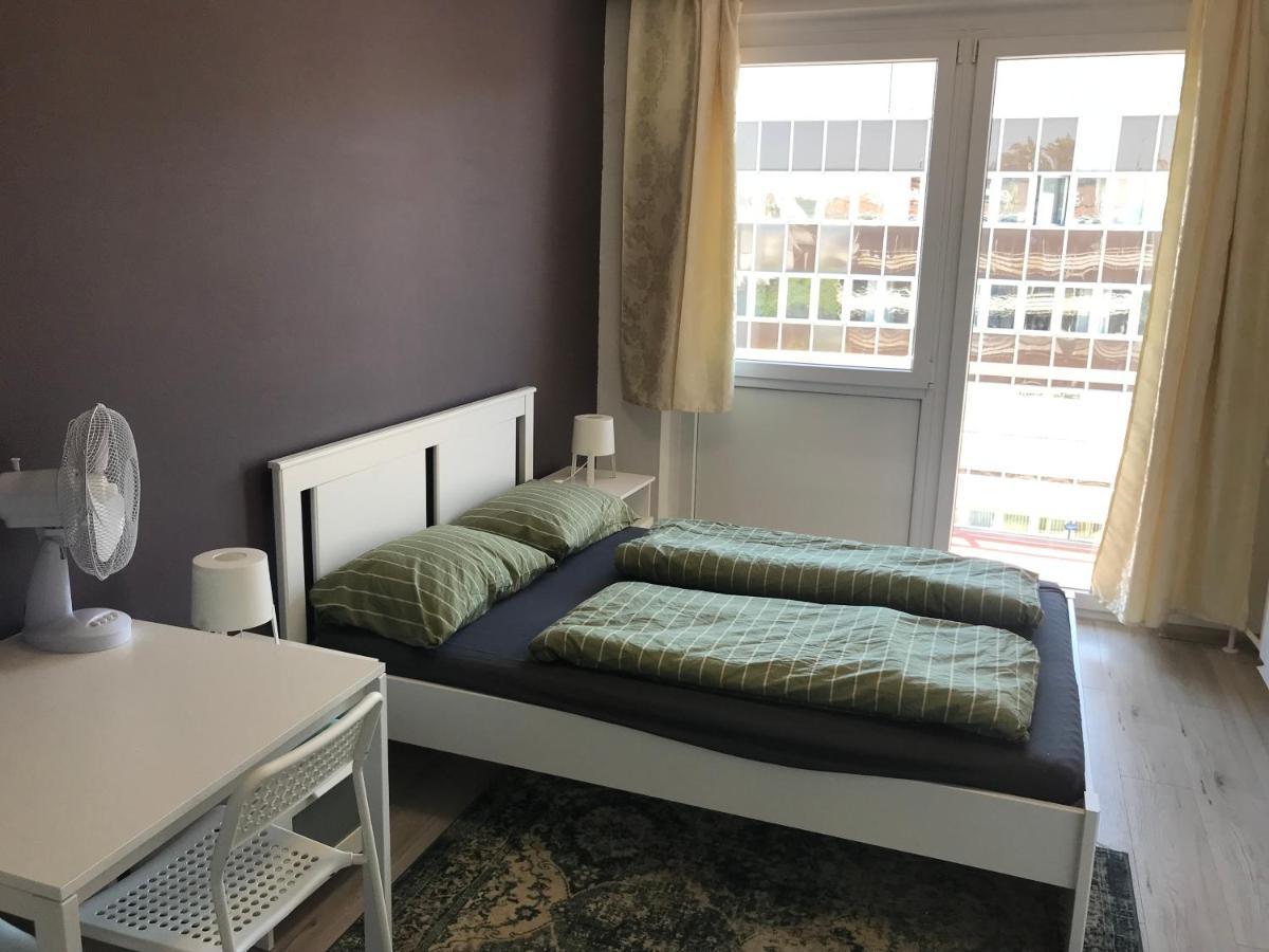 Roland Apartment Westnd Будапеща Екстериор снимка