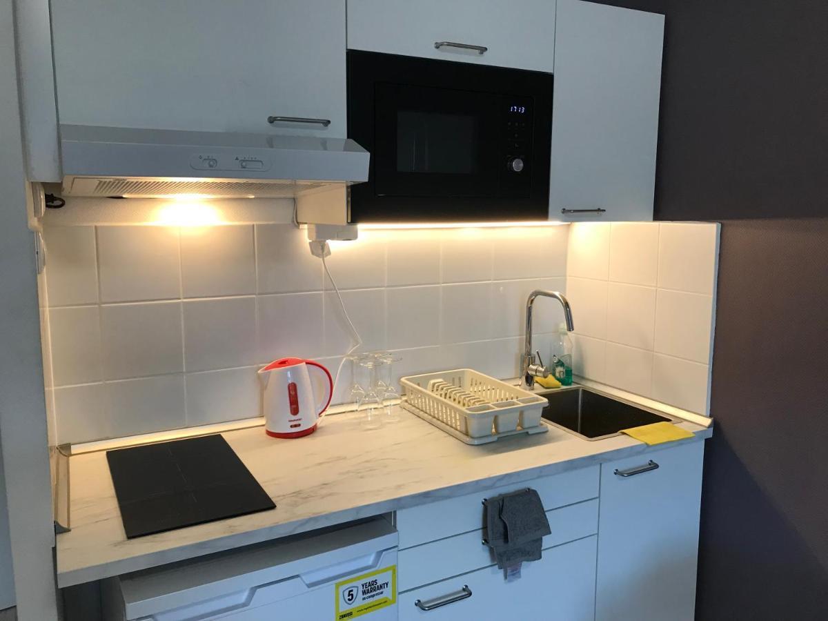 Roland Apartment Westnd Будапеща Екстериор снимка